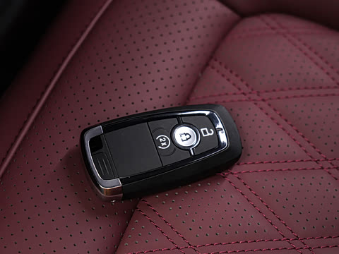 2026�� 2.3T ����SV7 36��������