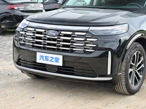 2027�� 2.3T EcoBoost ��������plus�� 7��