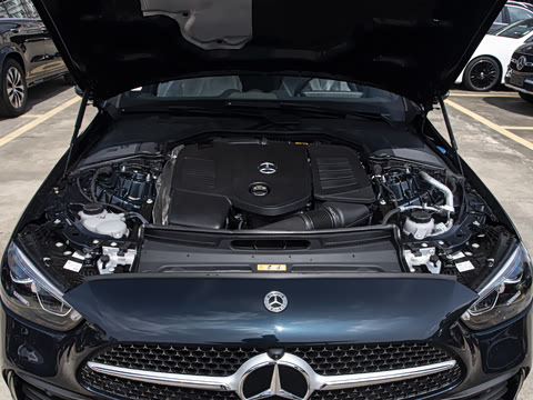 2026�� C 260 L �˶��ر��