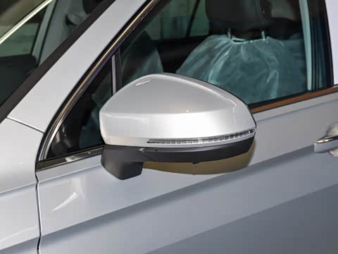 2026�� ���ڿ� 330TSI �Զ�����R-Line��ҫ��