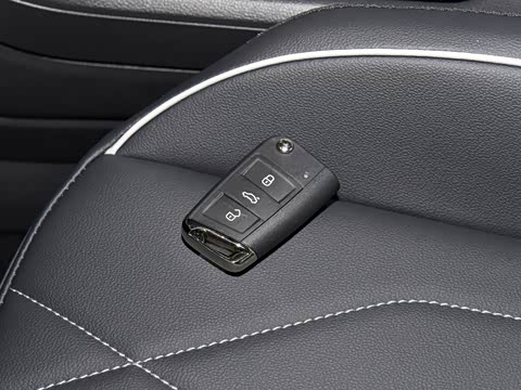 2026�� ���ڿ� 330TSI �Զ�����R-Line��ҫ��