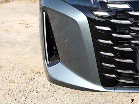 2026 DM-i 1.5T 218KM Խ