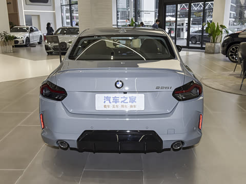 2026�� 225i M�˶���ҹ��װ