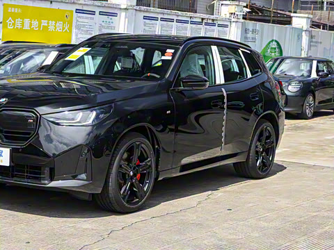 2025�� M50 xDrive