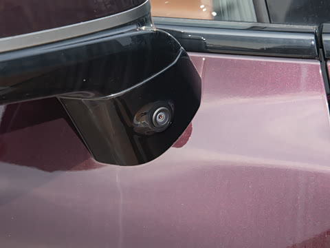 2025�� 670 Max��