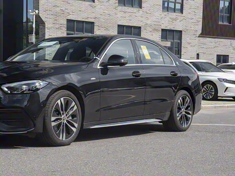 2025�� �Ŀ� C 350 eL