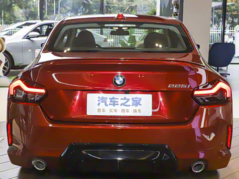 2025�� 225i M�˶���ҹ��װ