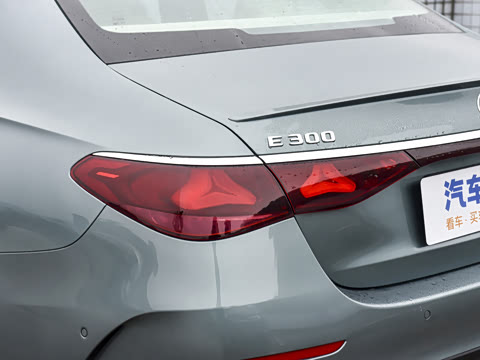 2026�� E 300 ʱ�����˶���