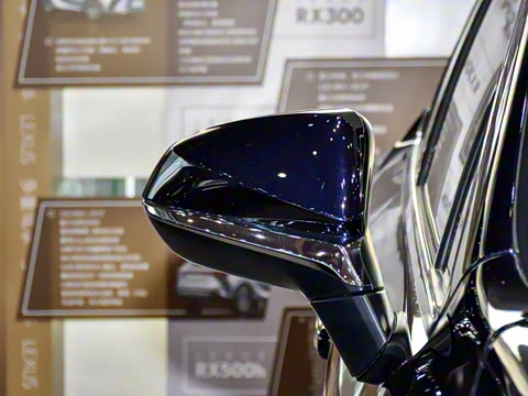 2026�� 300 ����������