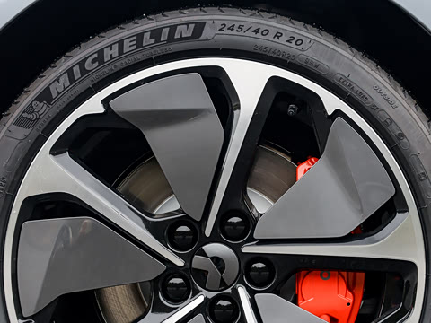 2026�� 100kWh Touring