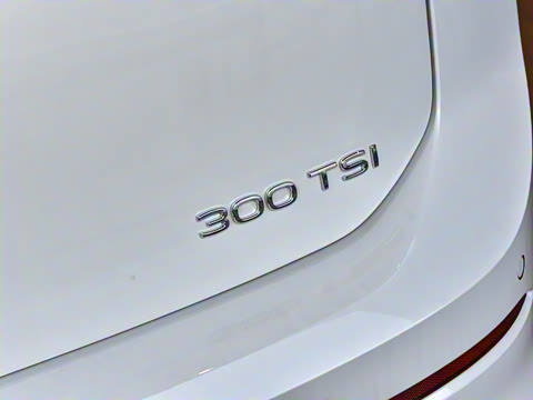 2026�� 300TSI R-Line