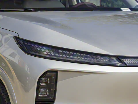 2025�� 185KM�����