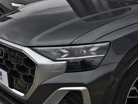 2026�� 4.0 TFSI 
