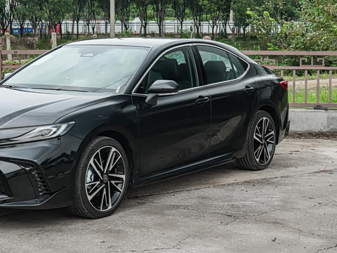 2026�� 2.0S �˶���