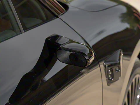 2025�� ���� Ultra��������