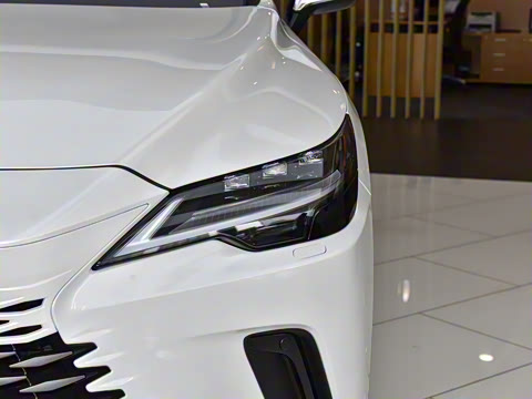 2026�� 350h ����������