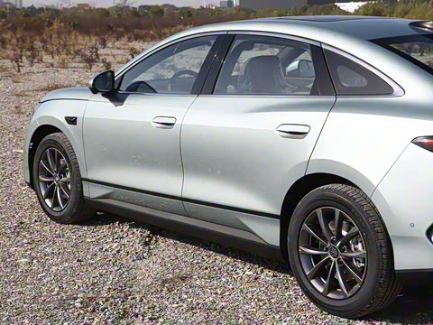 2025�� EV 470KM������