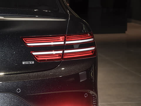 2026�� 2.5T ����������