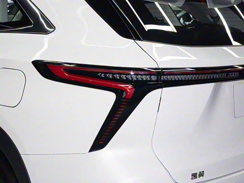 2026�� ����iHD 201km �ƺ��� 7��