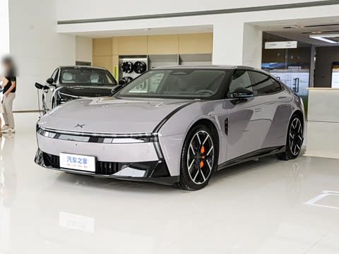 2025�� 702 ������ Ultra