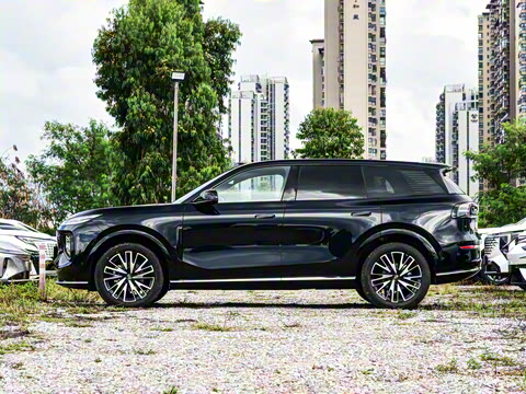 2025�� 215�����콢��