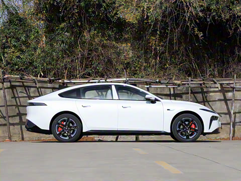 2026 007+  650 Ultra+״