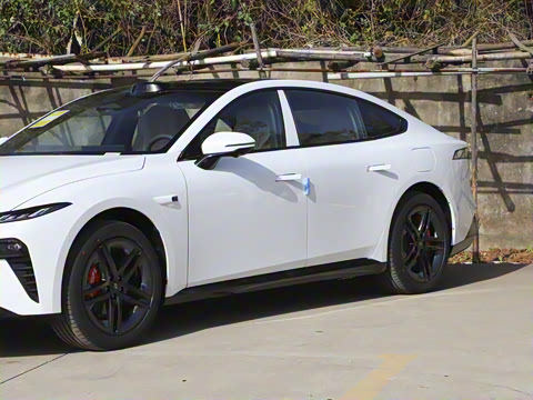 2026 007+  650 Ultra+״