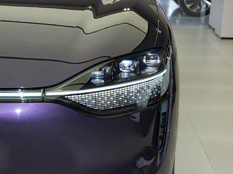 2025�� ���� Ultra�� 52kWh 6����