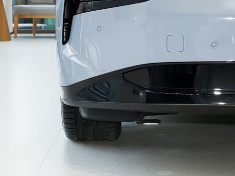 2026�� ���� 702 Max �콢��