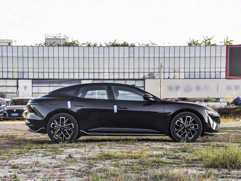 2025�� Ultra���̰�