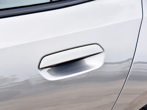 2026�� 525i M�˶���װ