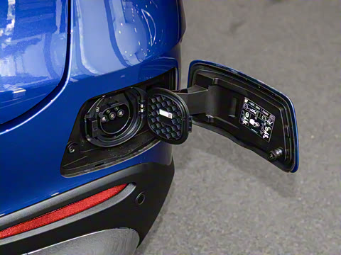 2025�� 350 e L 4MATIC ��ذ�