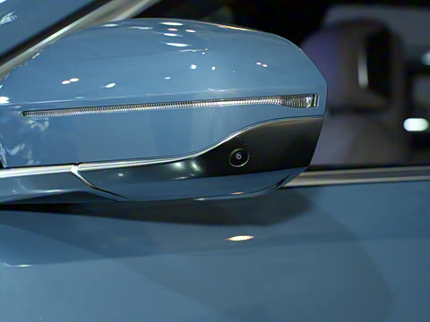 2023�� xDrive60L M�˶���װ