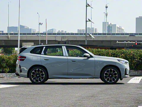 2025�� xDrive30L ������ M�˶���ҹ��װ