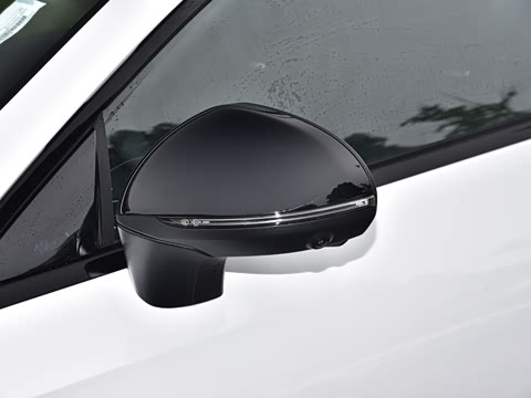 2025 Ŀ AMG CLE 53 4MATIC+ ܳ