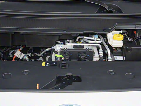 2025�� Plus 610 ������