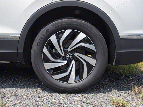 2025�� ���ڿ� 300TSI �Զ��������ڰ�