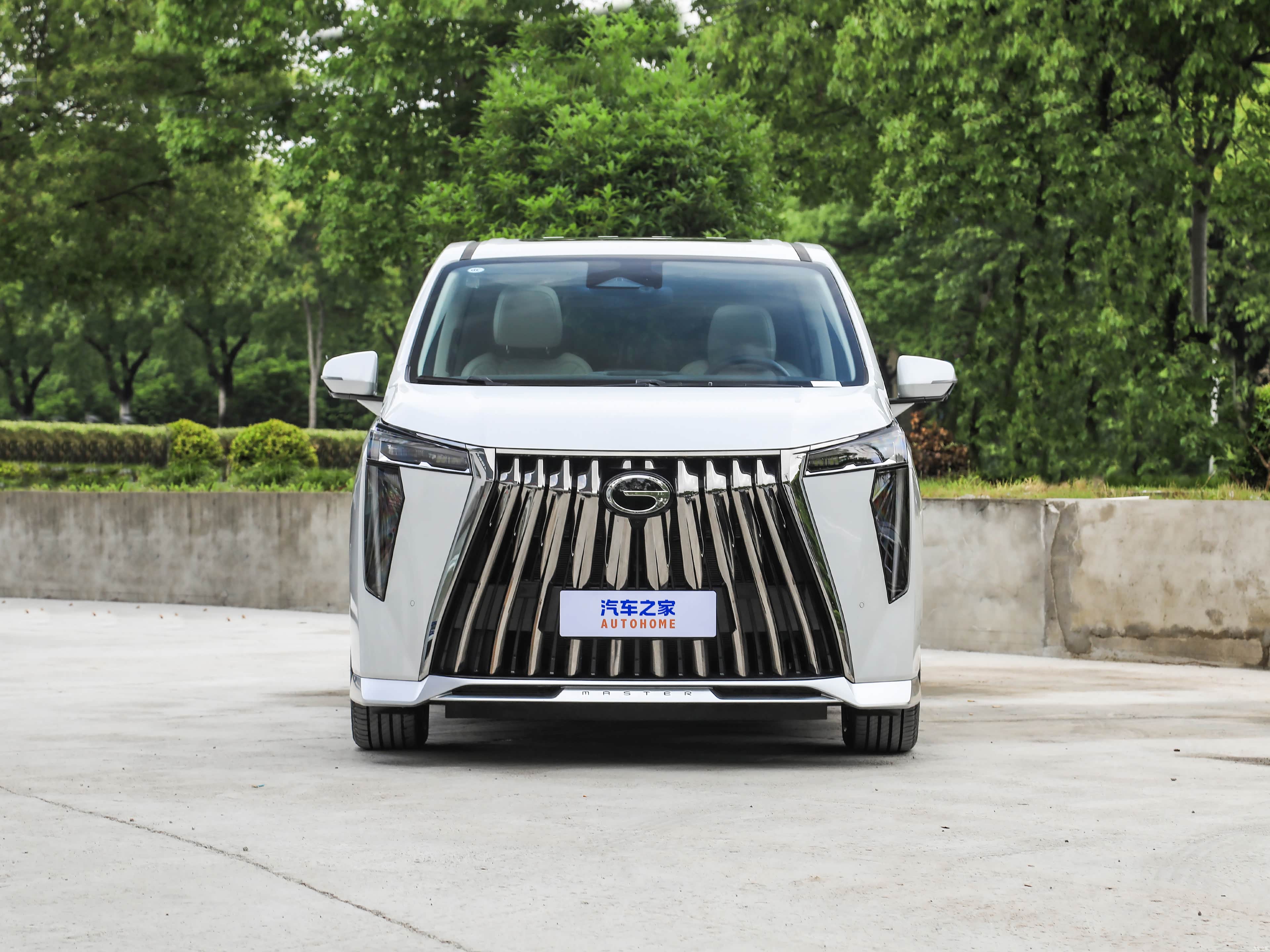 GAC M8, миниатюра 2