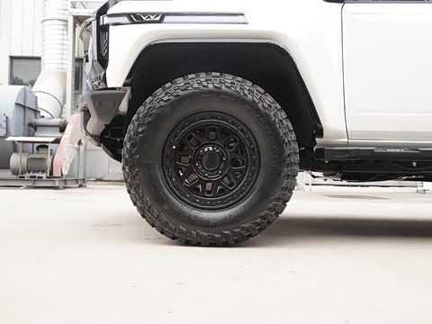 2025�� 2.3T ����SV7 �͹���