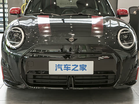 2026�� JOHN COOPER WORKS
