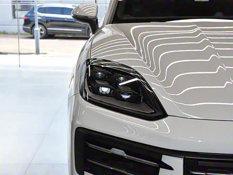 2025�� Cayenne 3.0T ���۰�