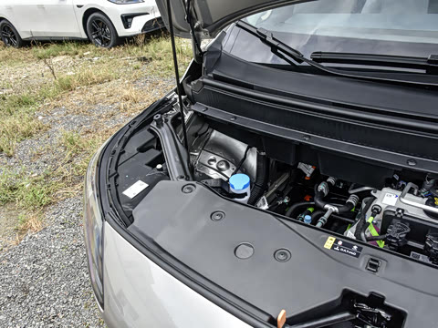 2025�� Plus 610 ������