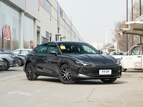 2026�� 2.0T 405 AT������