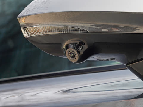 2026�� 2.0T 405 AT������