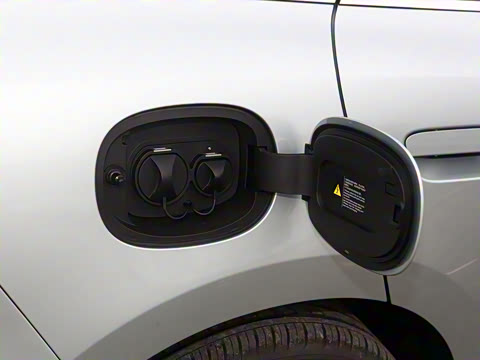 2025�� EV 545KM������