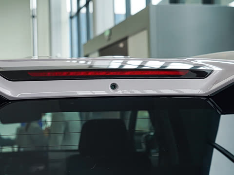 2025�� 501KM ����Ultra��