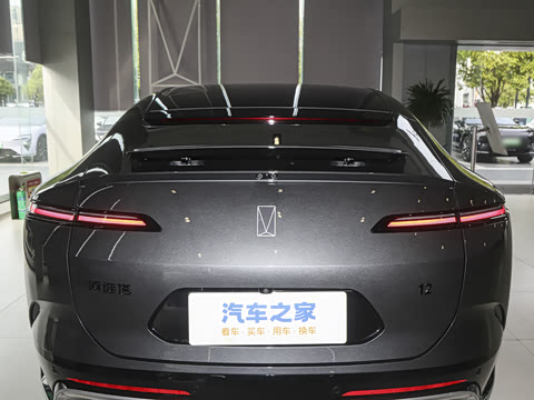 2025�� �Ŀ� Max�����