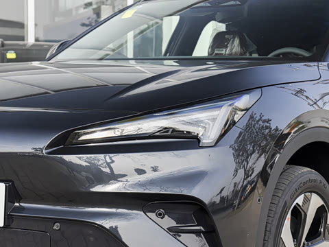 2026�� ���� 1215 Ԫ�����а�