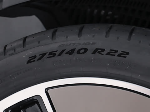 2026�� Cayenne Coup�� Turbo Electric