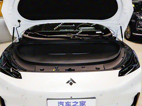 2025�� 710 Max��